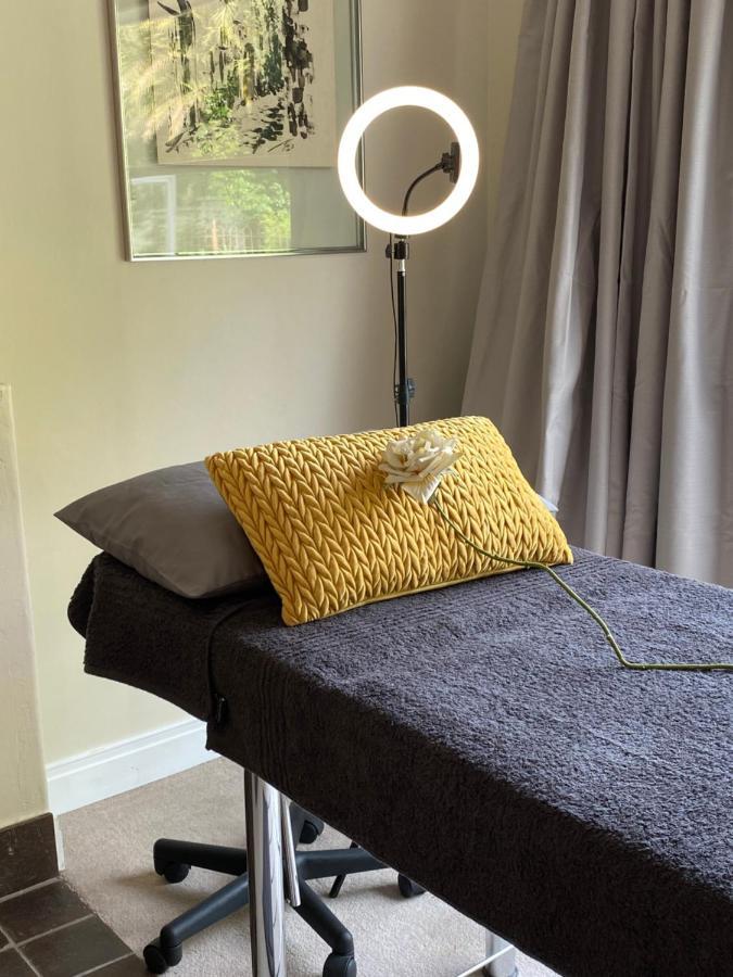 Vair'S Place Guest House In Sandton Paulshof - Apartment, Lux Suites & Spa Johannesburg Luaran gambar