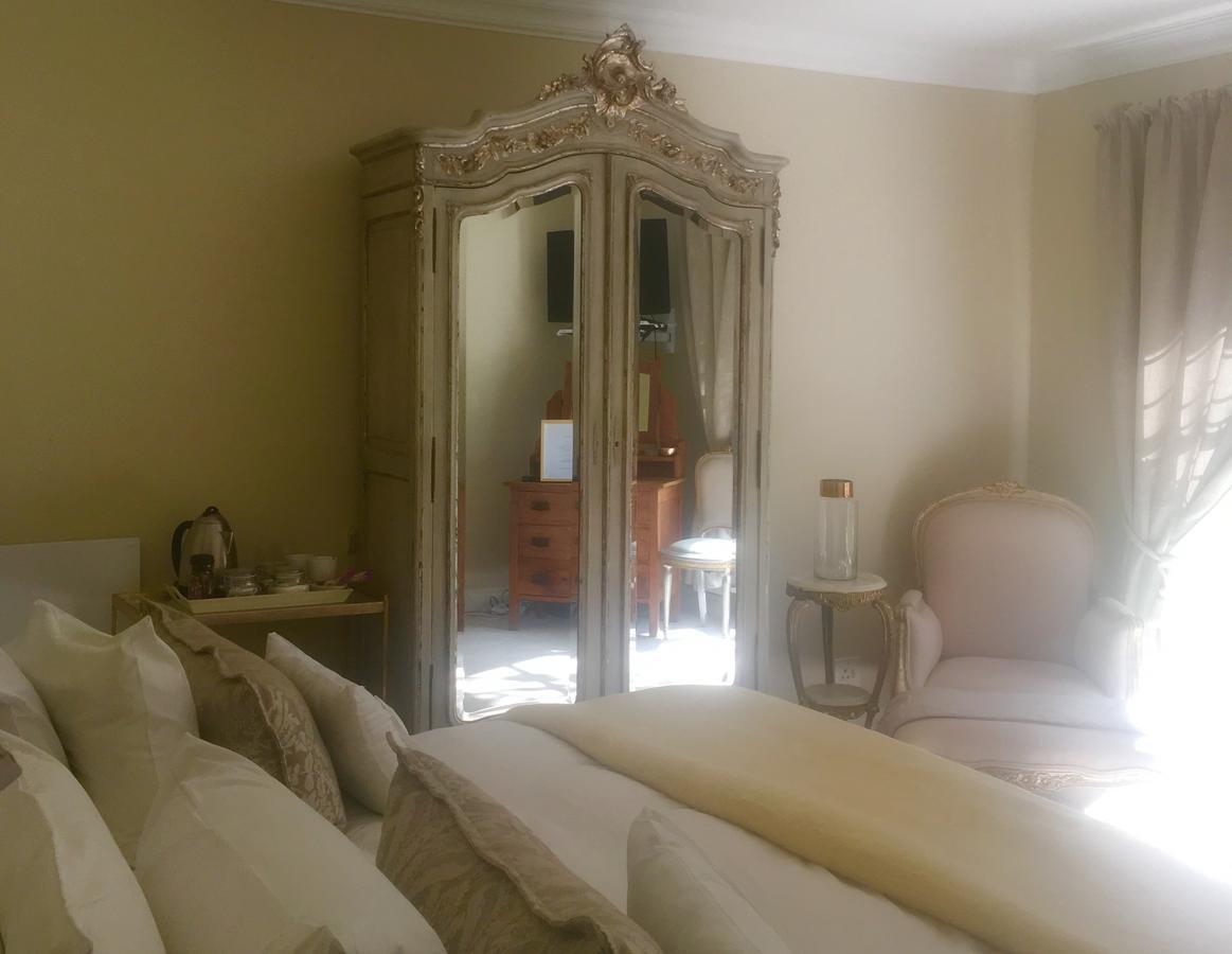 Vair'S Place Guest House In Sandton Paulshof - Apartment, Lux Suites & Spa Johannesburg Luaran gambar
