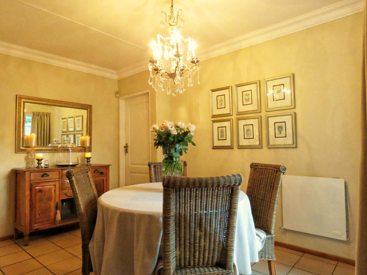 Vair'S Place Guest House In Sandton Paulshof - Apartment, Lux Suites & Spa Johannesburg Luaran gambar