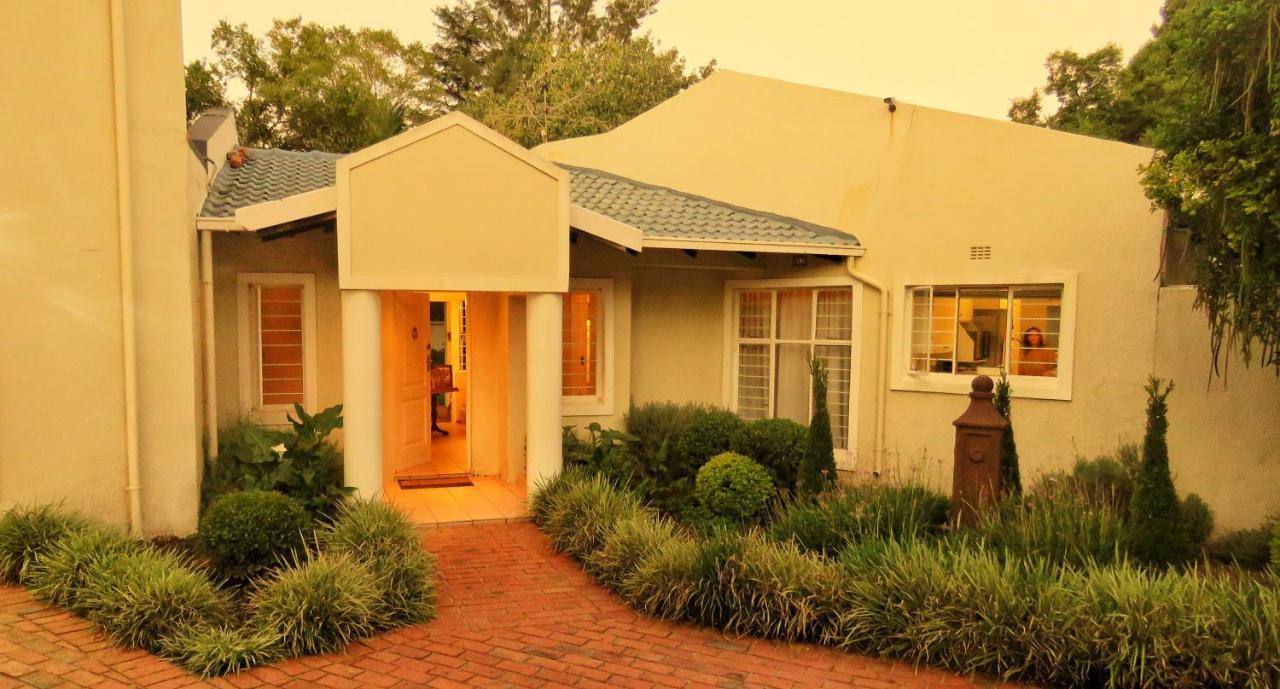 Vair'S Place Guest House In Sandton Paulshof - Apartment, Lux Suites & Spa Johannesburg Luaran gambar